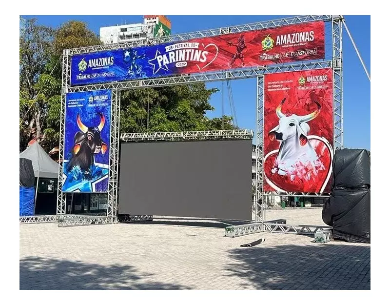 Telão no Centro de Manaus vai exibir Festival de Parintins e animar visitantes em 2025
