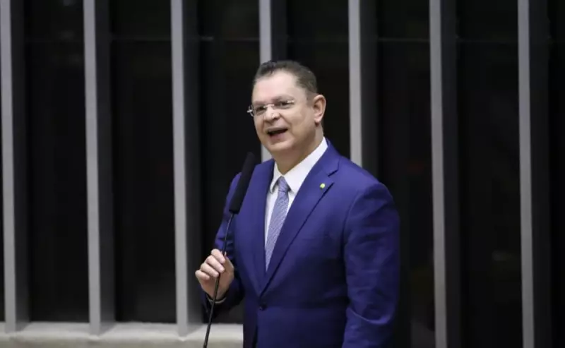 Tensão no Congresso: Líder do PL chama ministro Haddad de 'burro' após embate com Nikolas Ferreira
