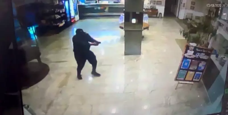 Tiroteio em hotel deixa mulher ferida no interior de SP; veja o vídeo