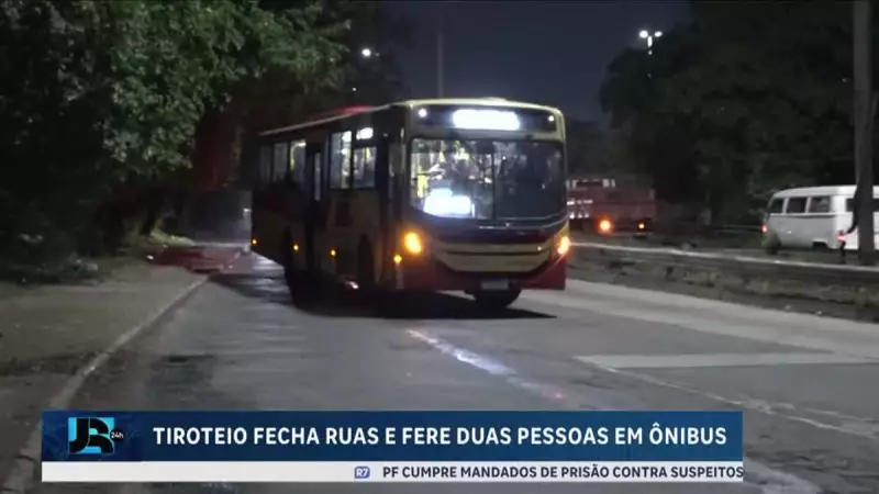 Tiroteio em ônibus no Rio de Janeiro deixa feridos e causa caos no trânsito
