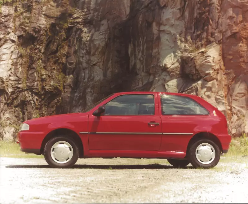 Top 10 dos carros e picapes usados mais vendidos no Brasil em 2025: confira a lista completa!
