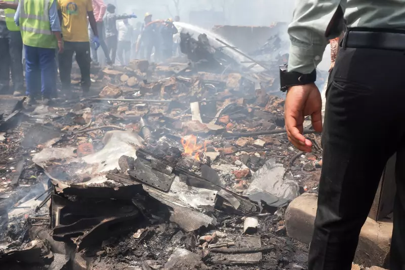 Tragédia aérea na Índia: autoridades afirmam que não há sobreviventes em acidente de avião