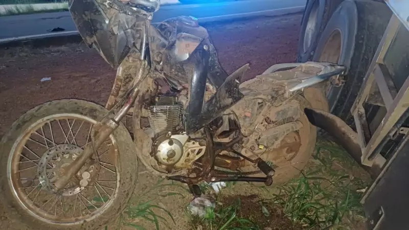 Tragédia na BR-222: Motociclista morre após colisão com caminhão no Maranhão
