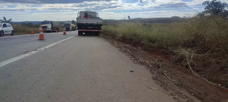 Tragédia na BR-262: Trabalhador morre atropelado por caminhão da própria empresa em Córrego Danta