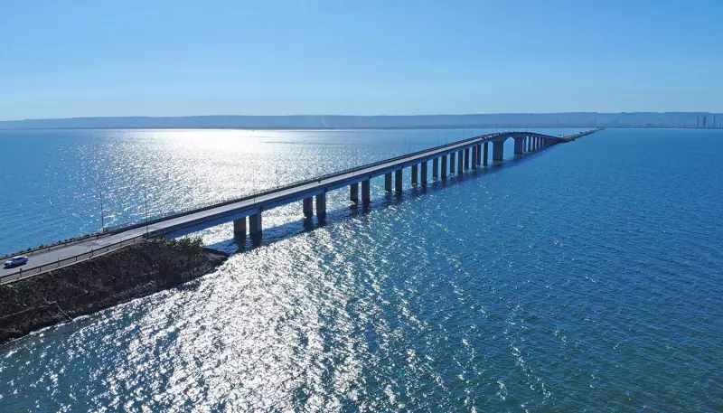 Tragédia na Ponte de Palmas: Acidente entre carros e carreta deixa um morto e quatro feridos