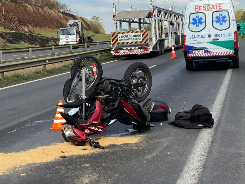 Tragédia no trânsito: motociclista morre após colisão com carreta carregada em Piracicaba