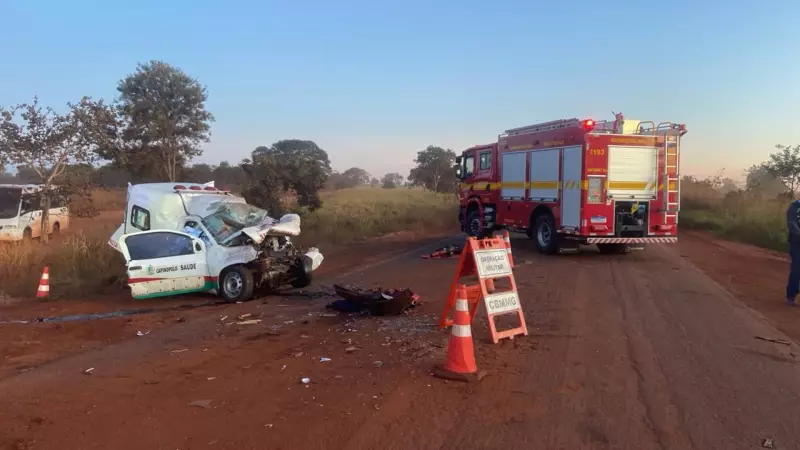 Tragédia no Triângulo Mineiro: Ambulância e carreta se envolvem em grave acidente na MGC-154