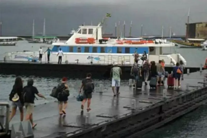 Travessias para Mar Grande e Morro de São Paulo continuam suspensas devido ao mau tempo na Bahia