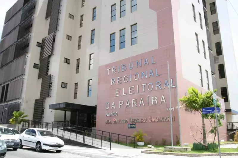 TRE-PB promove Dia da Diversidade para regularizar documentos de travestis e transsexuais