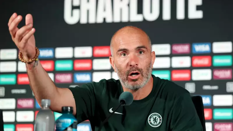 Treinador do Chelsea explode após jogo com o Benfica: 'É uma piada'