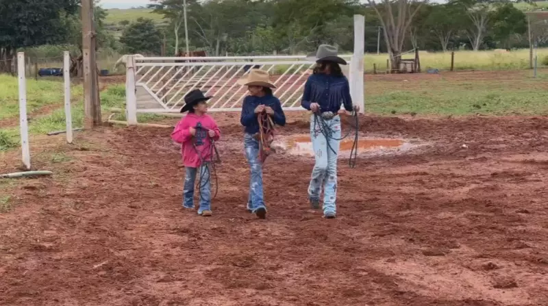 Três irmãs buscam o sucesso nas provas de 3 tambores: paixão e dedicação no agronegócio