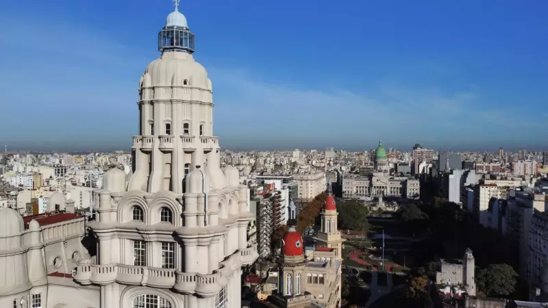 Turistas brasileiros evitam Argentina devido aos preços altos: 9 entre 10 itens mais caros estão lá
