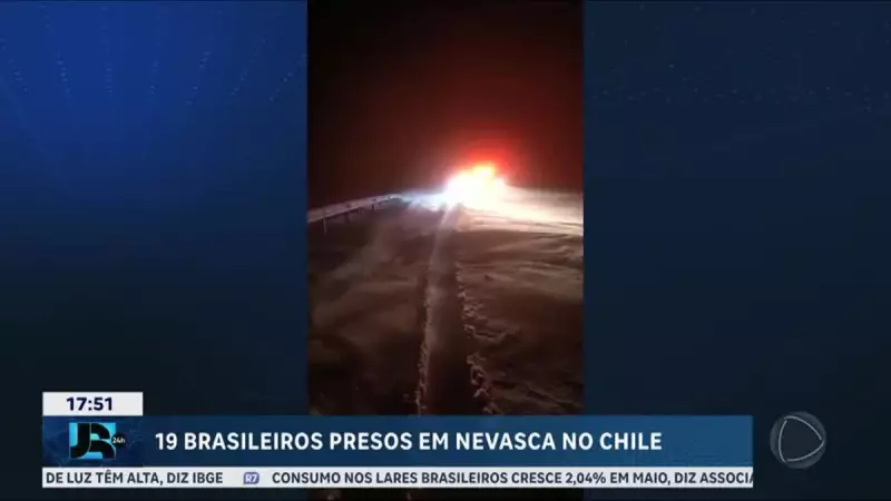 Turistas brasileiros ficam presos em estrada no Chile devido a forte nevasca