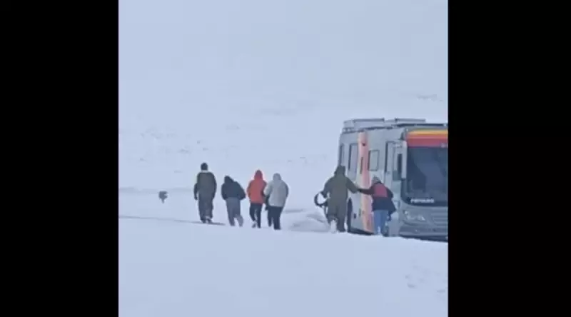 Turistas brasileiros presos em nevasca no Chile são resgatados em operação dramática