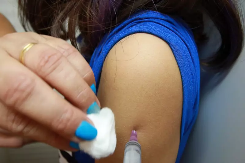 Vacinação contra gripe influenza começa em terminais de ônibus e estações de SP: veja locais e horários