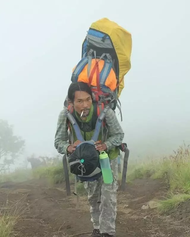 Vaquinha para resgate de alpinista Juliana Marins é cancelada após tragédia no Rio de Janeiro