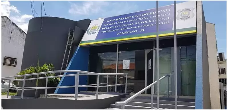 Vendedor é atingido por bala perdida dentro de supermercado em Floriano, Piauí