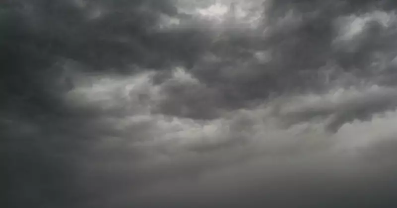 Ventania e chuva forte: Sul de SC em alerta para temporais nos próximos dias