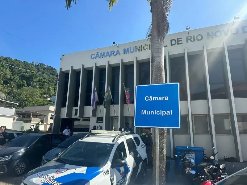 Vereador e servidores são denunciados por desvio de R$ 545 mil em câmara municipal no ES