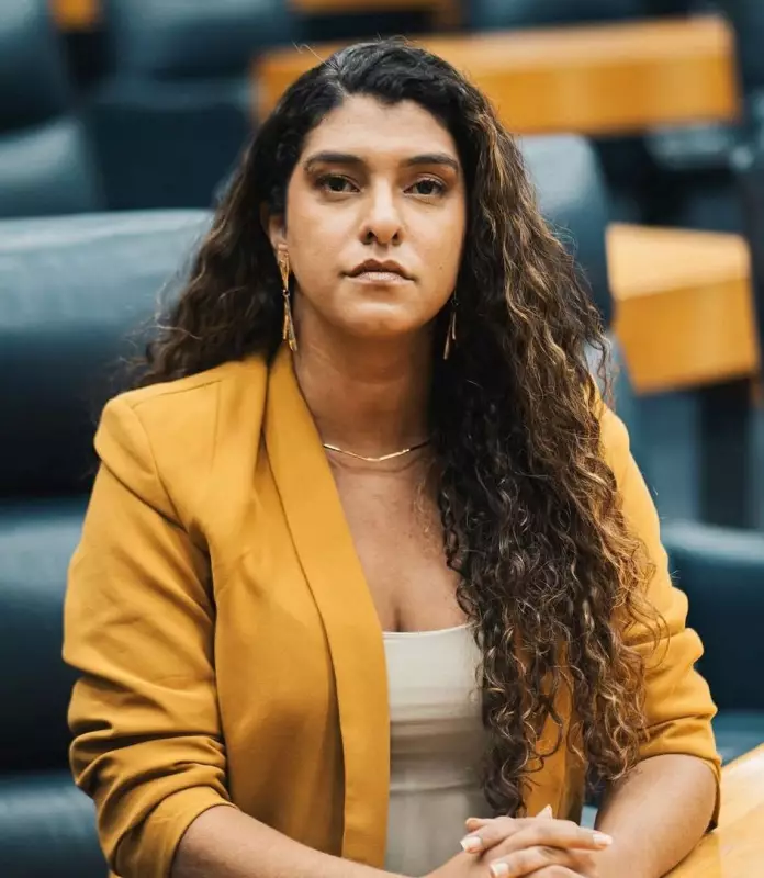 Vereadora propõe punição para bolsonarista que mentiu para proteger transfóbico