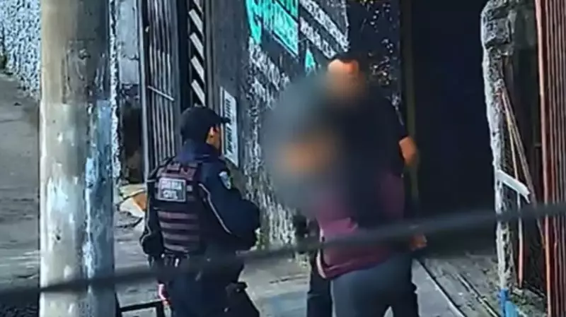 Vídeo chocante mostra prisão de doméstica e homem acusados de latrocínio de mecânico em São José dos Campos