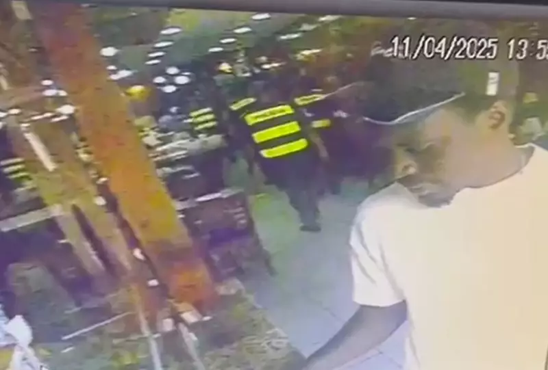 Vídeo revela que senegalês morto pela PM em SP não vendia mercadorias