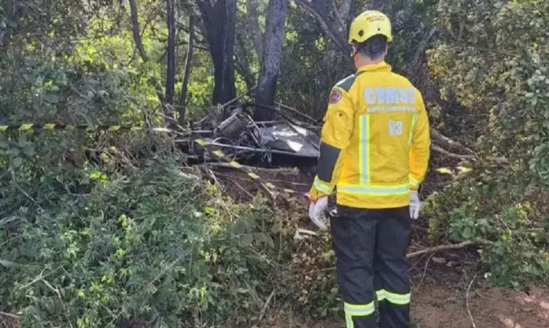 Vítimas de queda de balão em Santa Catarina são veladas neste domingo (22): tragédia emociona o país