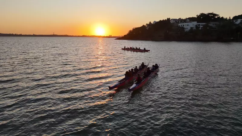 Vitória se destaca no cenário nacional com empreendedorismo e turismo de experiência em canoa havaiana