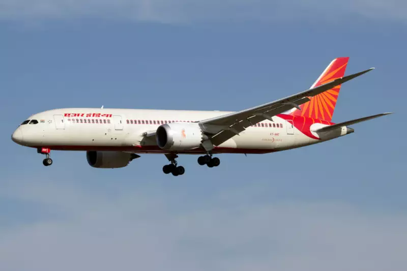 Voo da Air India sofre ameaça de bomba após acidente aéreo com mais de 240 mortos