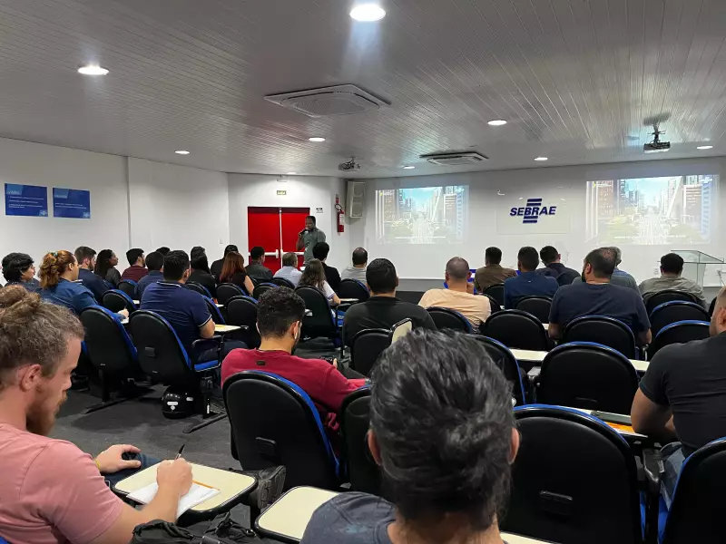 Workshop reúne empresários e Roraima Energia para debater os desafios da energia solar em Roraima