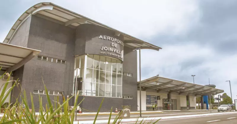 53 anos do Aeroporto de Navegantes: O político que virou nome de jato e outras histórias que marcaram SC