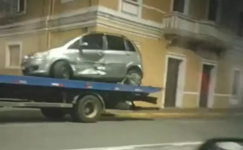 Acidente entre carros deixa homem ferido no centro de Mogi das Cruzes