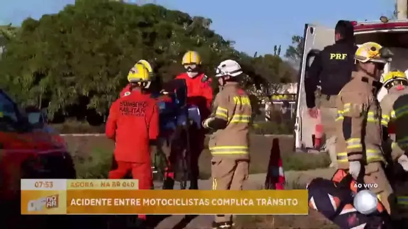 Acidente entre motos causa transtornos na BR-040, em Santa Maria (DF)