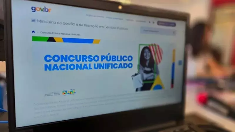 AGU entra em ação contra sites falsos do CNU 2025 e pede remoção ao Google