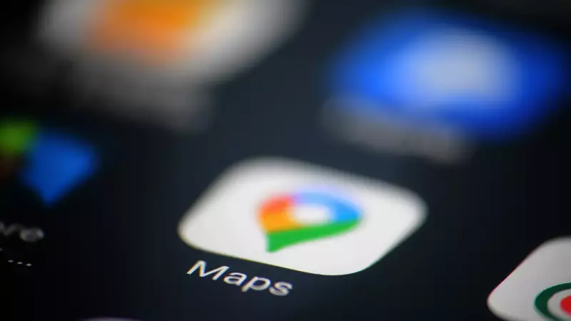 Argentino processa Google após aparecer pelado no Maps — e a internet não perdoa!