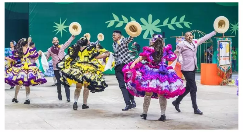 Arraial de Belo Horizonte brilha no concurso de quadrilhas juninas com espetáculo 'Fogo de Palha'
