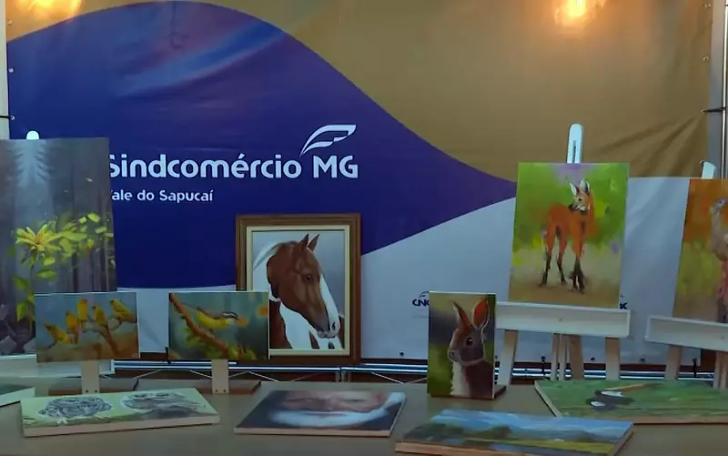 Artista plástico do Sul de Minas ganha destaque internacional com exposição no Louvre, em Paris