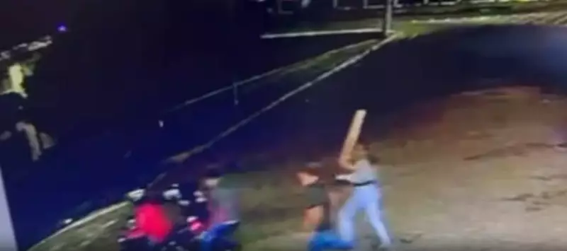 Assaltante é perseguido e detido a pauladas após tentativa de roubo em loja de conveniência em MG