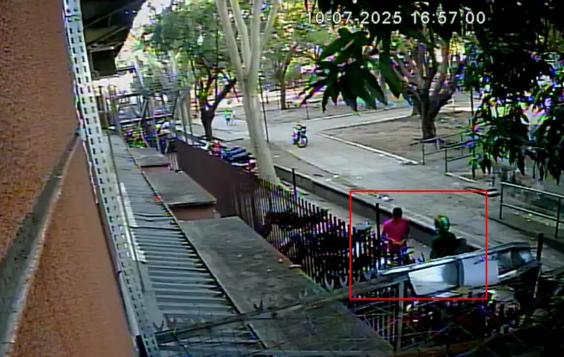 Assalto à luz do dia: criminosos roubam motocicleta em shopping de Teresina; veja o vídeo