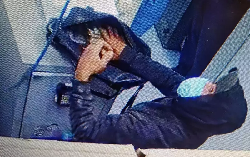 Assalto milionário a banco em Monte Alto: criminosos invadem agência pelo teto e levam reféns