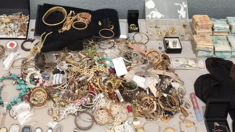 Assalto violento: Idosos têm R$ 1 milhão em joias e R$ 180 mil roubados em invasão de casa no interior de SP
