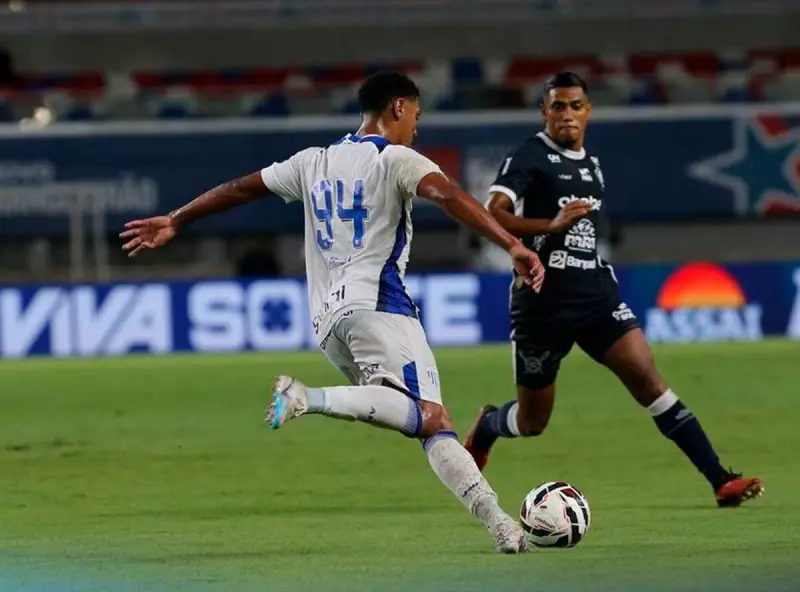 Avaí sofre revés contra o Remo e vê sonho do G4 escapar em jogo emocionante