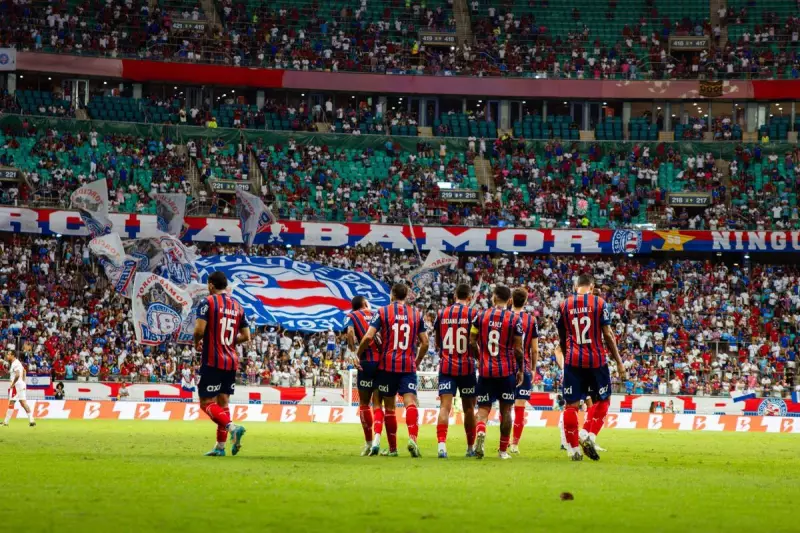 Bahia: O Único Clube Brasileiro Ainda em Quatro Competições em 2025!