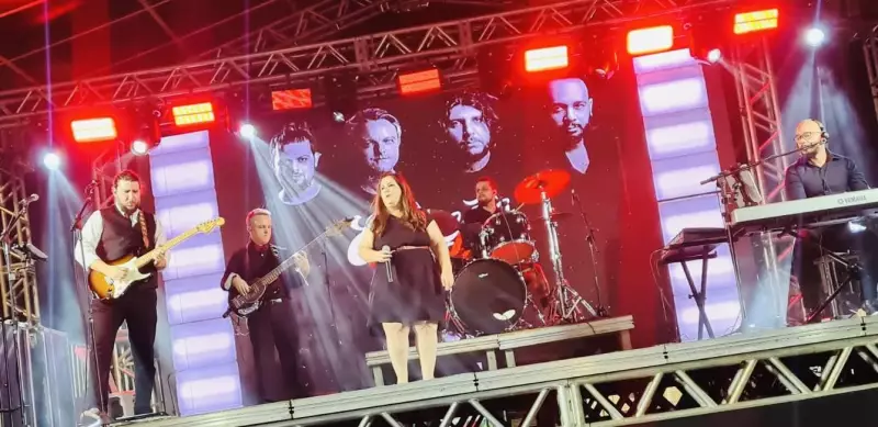 Banda Estação Vintage homenageia o Dia Mundial do Rock com clássicos do Queen e Van Halen em Presidente Prudente
