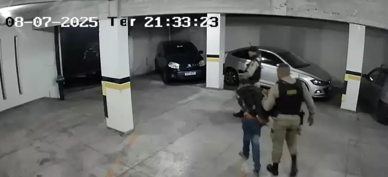 Bandido é flagrado tentando furtar garagem de condomínio em Divinópolis; veja o vídeo