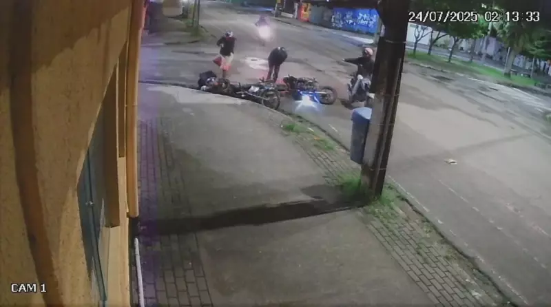 Bandidos tomam queda espetacular após perseguição em Recife — veja o vídeo