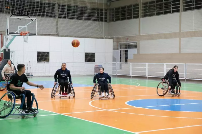 Basquete sobre rodas desafia acadêmicos em Brusque e reforça inclusão social