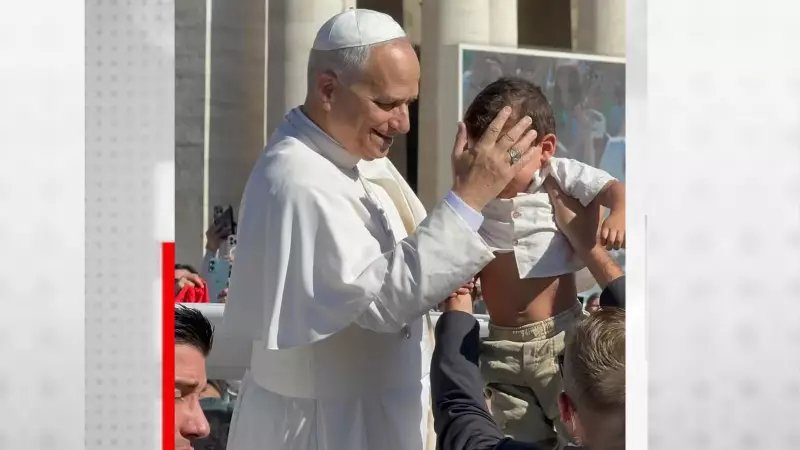 Bebê piauiense de 2 anos recebe bênção surpresa do Papa Leão XIV no Vaticano — veja o vídeo emocionante!