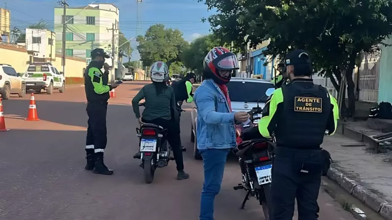 Blitz educativa e fiscalização reforçam segurança nas férias em Santarém