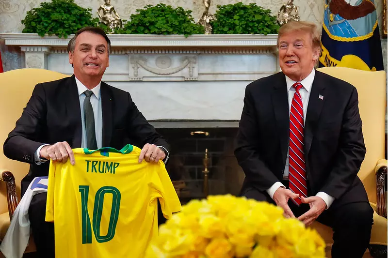 Bolsonaro agradece a Trump e critica ação no STF: 'Aberração jurídica'